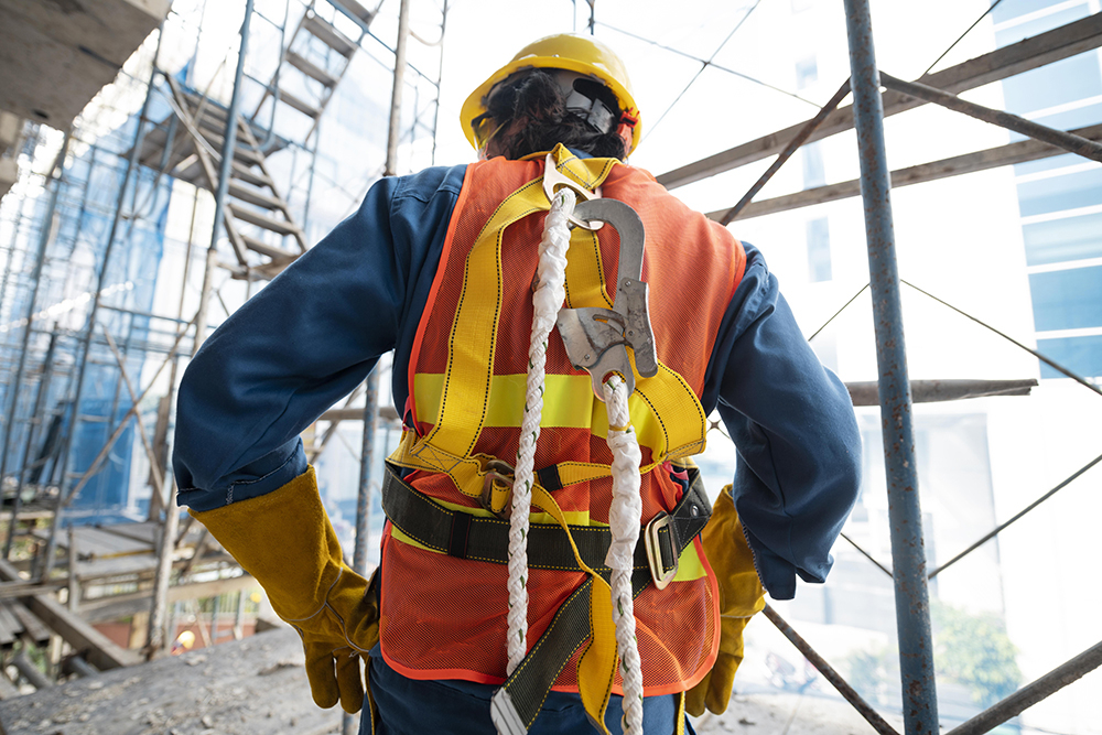 4 Main Types of Fall Hazards in Construction Stay Safe